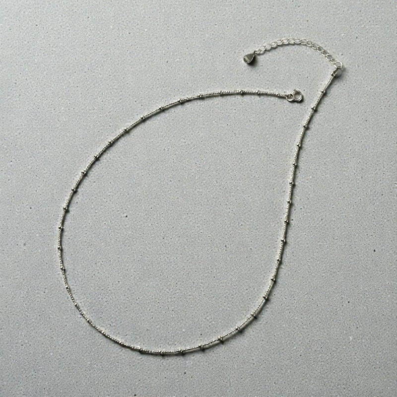 Flicker Dot Necklace